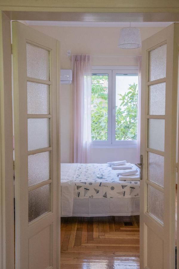 The Athenian House -Duxiana Bed Athens Exterior photo